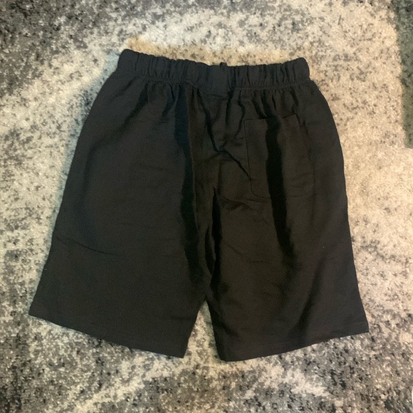 Essentials Fear of God Black Cotton Logo Shorts Men’s Sizes S, M, L - Picture 2 of 2